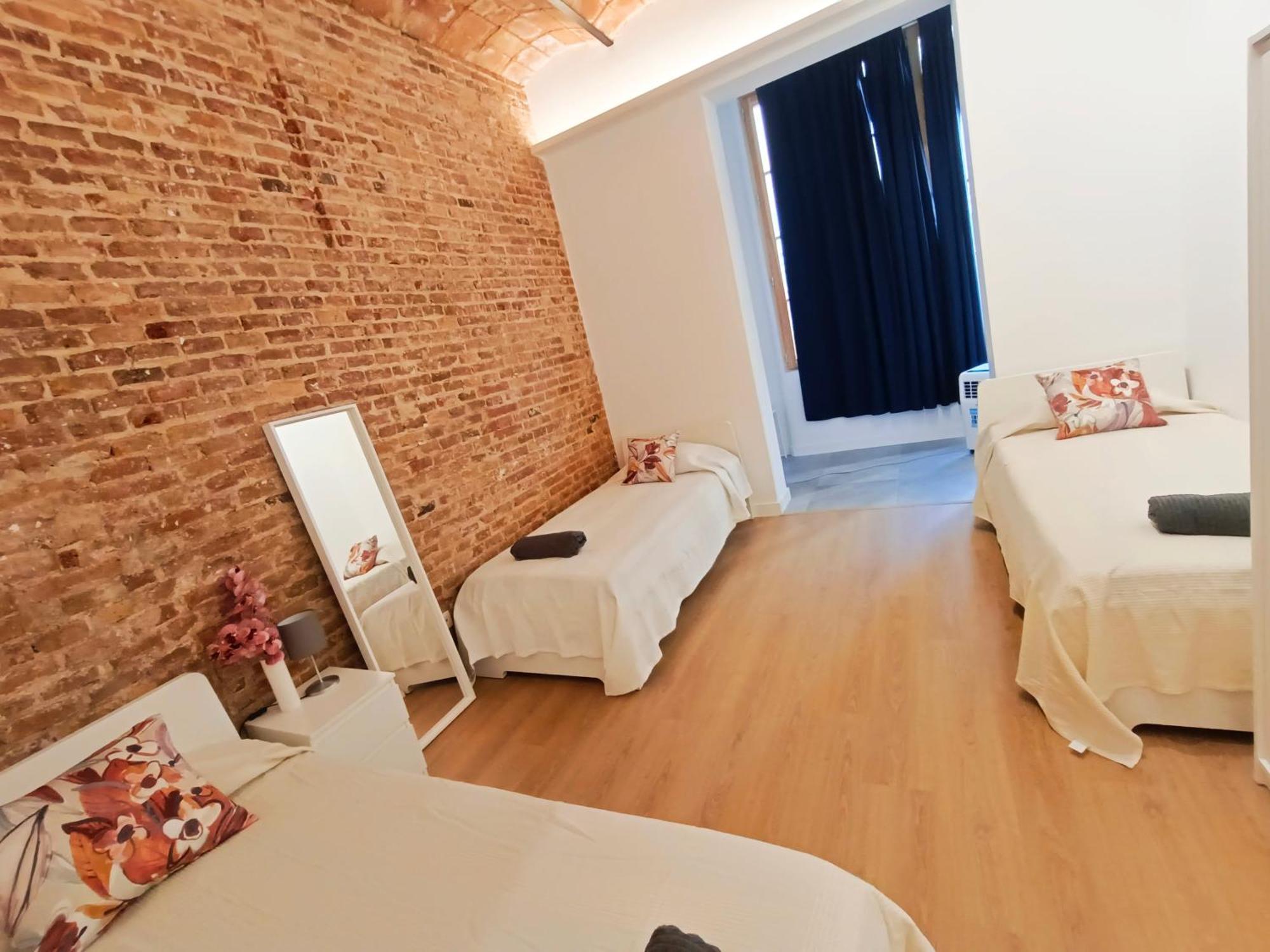 By Universitat Private Rooms Barcelona Kültér fotó